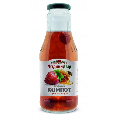 Strawberry compote with honey